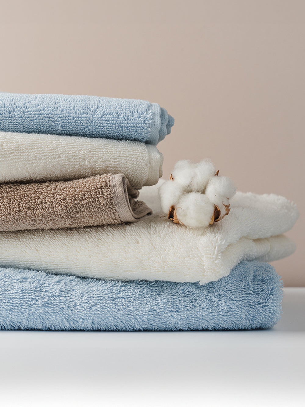 Ultra-absorbent cotton towels – Layers India bath linen collection