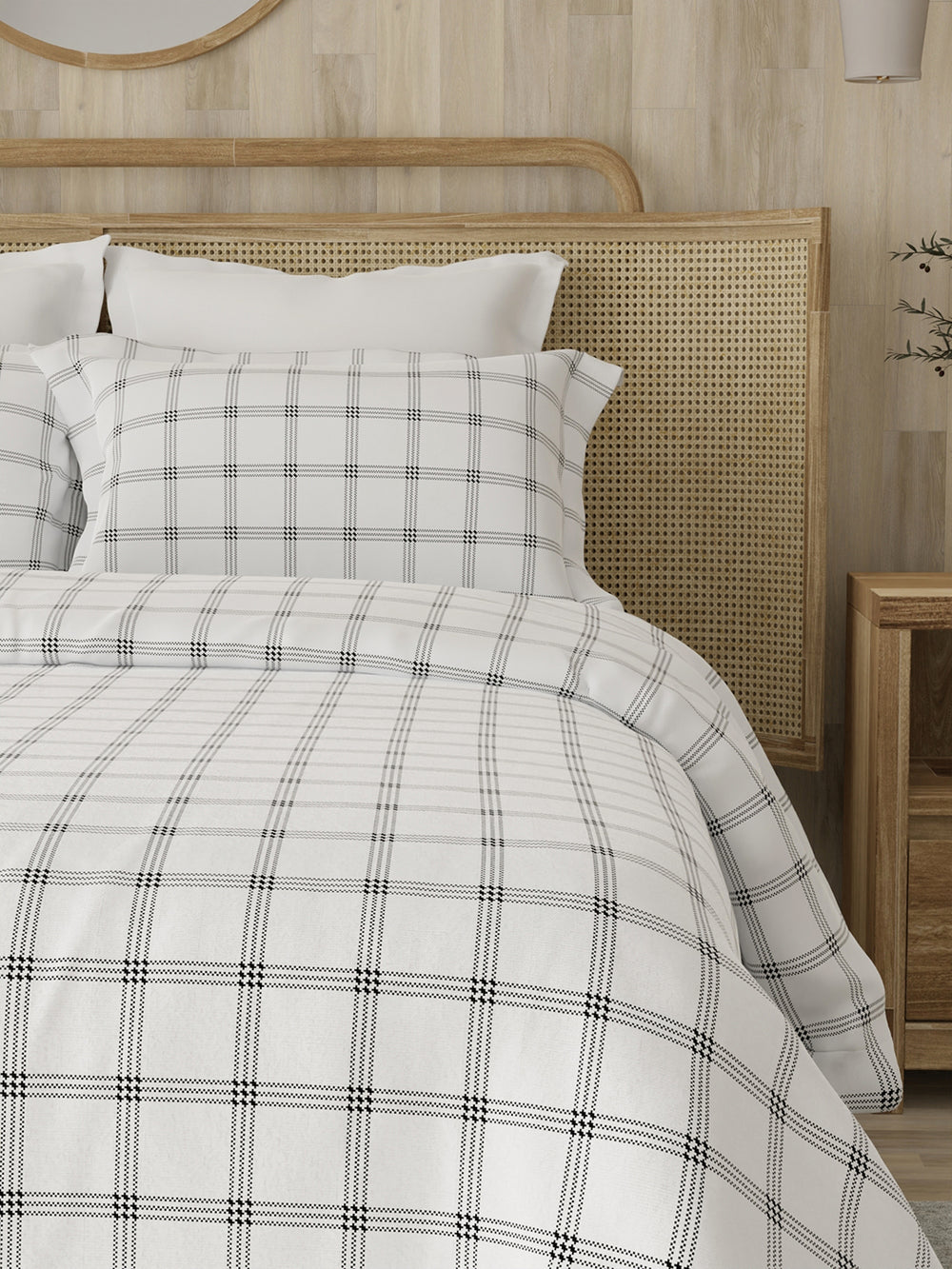 Zen 225 CVC White Geometrical  Double Size Bedsheet with 2 Pillow Covers