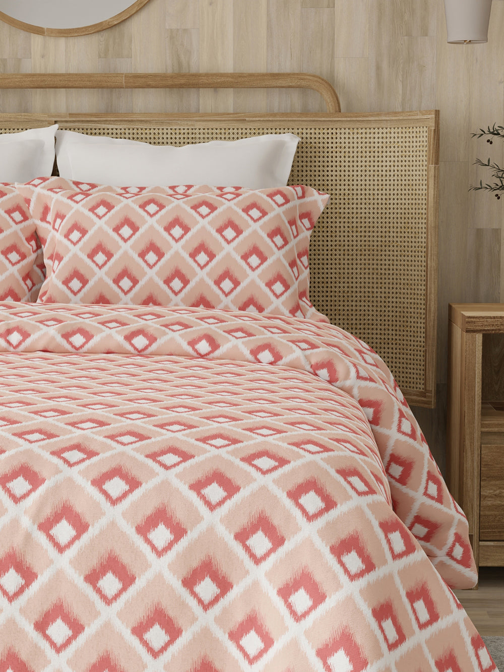 Zen 225 CVC Peach Geometrical 1 Double Size Bedsheet with 2 Pillow Covers