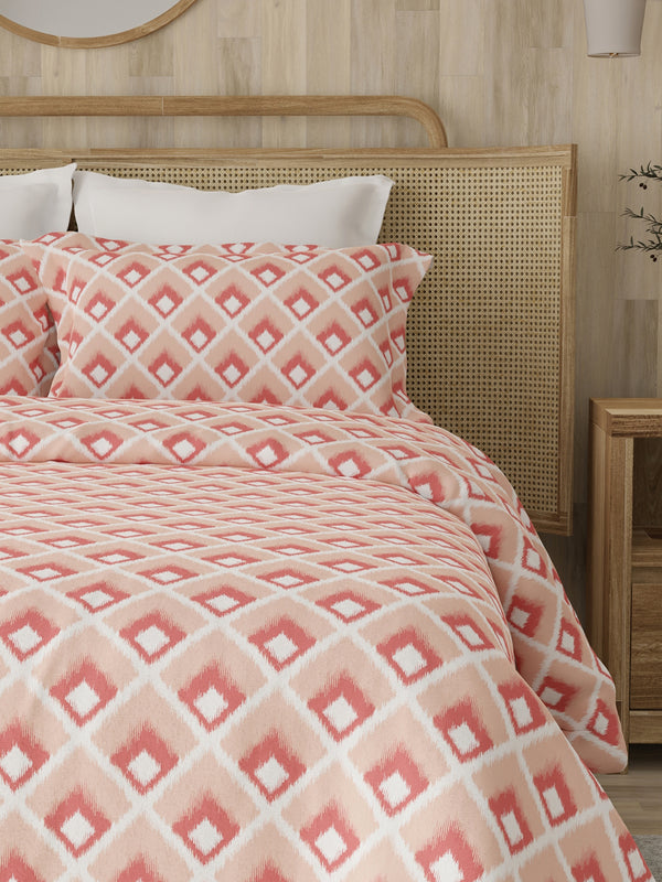 Zen 225 CVC Peach Geometrical 1 Double Size Bedsheet with 2 Pillow Covers