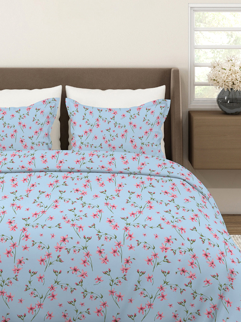 Aria Microfibre 125 GSM Blue Floral 1 Double Size Bedsheet with 2 Pillow Covers