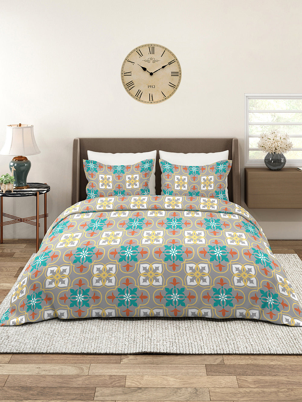 Aria Microfibre 125 GSM Multicolor Ethnic 1 Double Size Bedsheet with 2 Pillow Covers