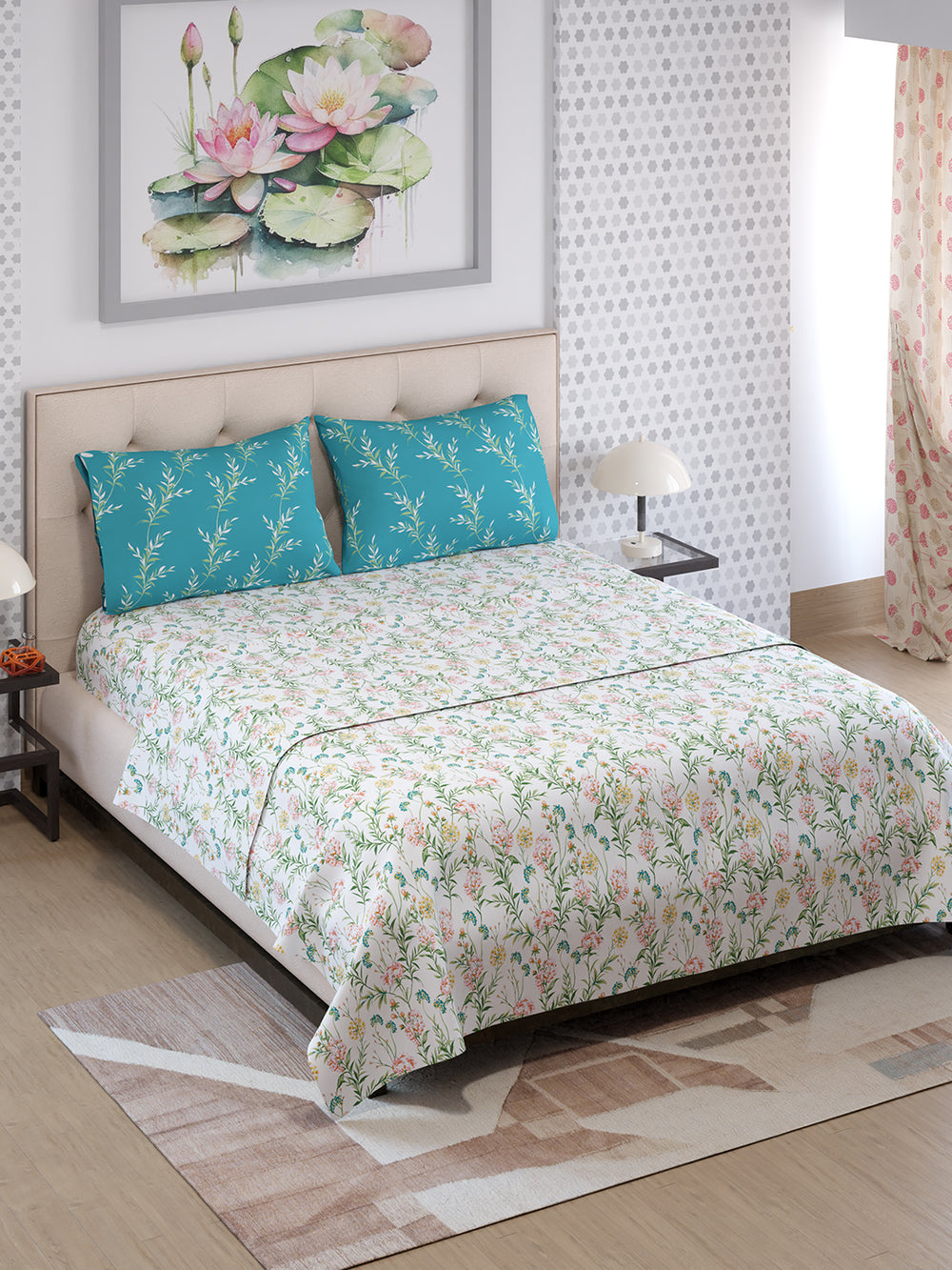 Ivy Microfibre 125 GSM Blue White Floral 1 Double Size Bedsheet with 2 Pillow Covers