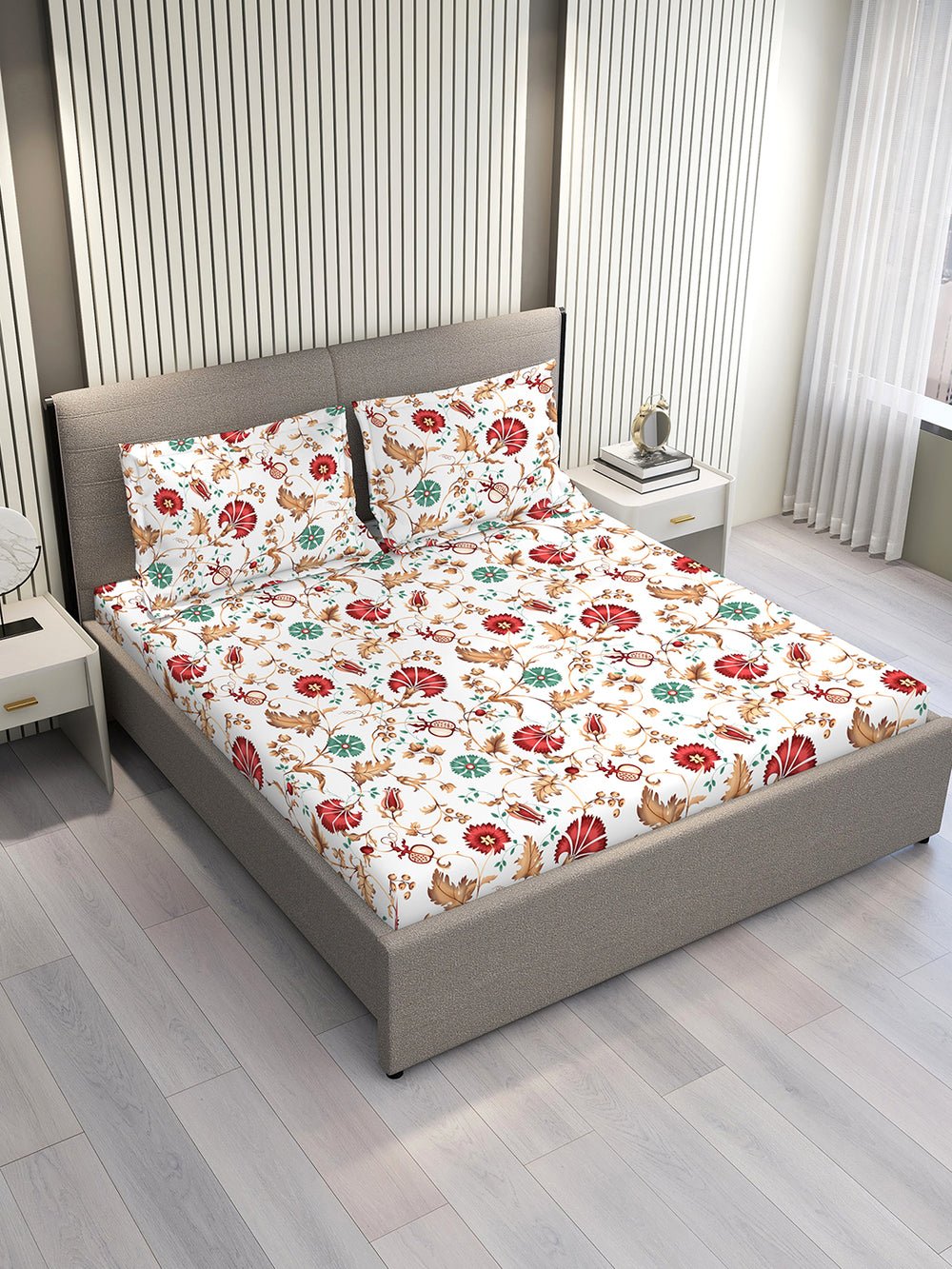 Aura Microfibre 110 GSM Multicolor Floral 1 King Size Bedsheet with 2 Pillow Covers