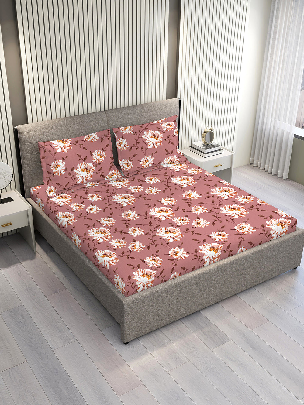 Aura Microfibre 110 GSM Pink Floral 1 King Size Bedsheet with 2 Pillow Covers