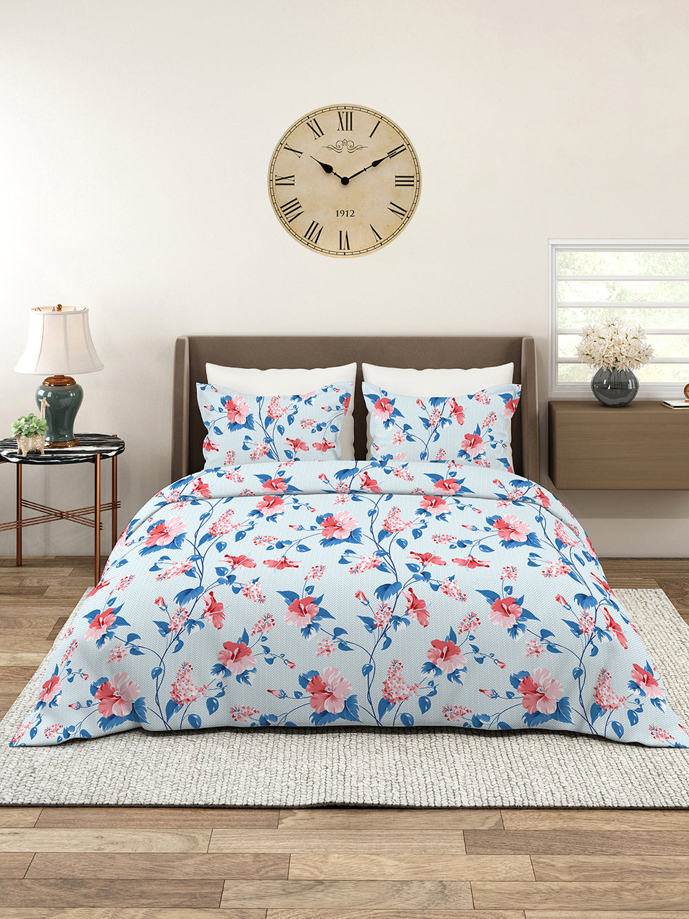 Aura Microfibre 110 GSM Blue Floral 1 King Size Bedsheet with 2 Pillow Covers