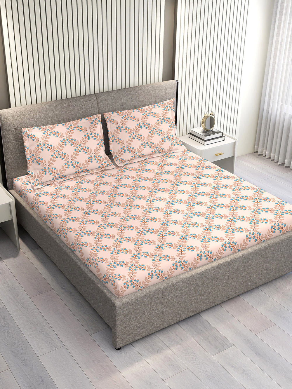 Marigold 100% Cotton 144 TC Peach Floral 1 King Size Bedsheet with 2 Pillow Covers