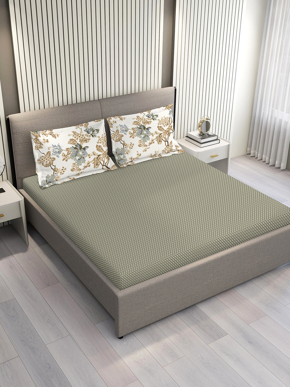 Illuminating Homes 100% Cotton 144 TC Grey Geometrical 1 Double Size Bedsheet with 2 Pillow Covers