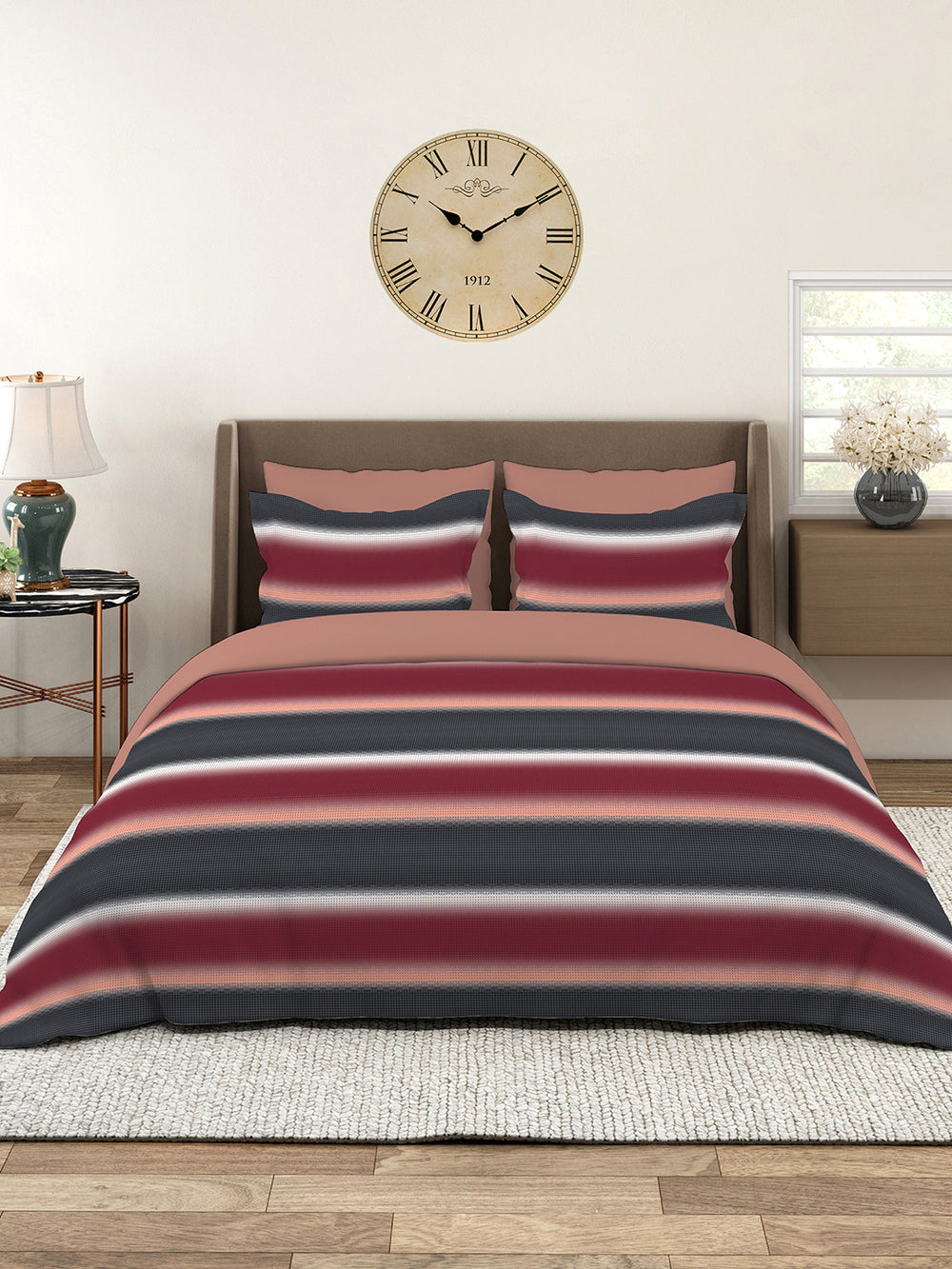 Durathread 225 CVC Multicolor Stripes 1 King Size Bedsheet with 2 Pillow Covers
