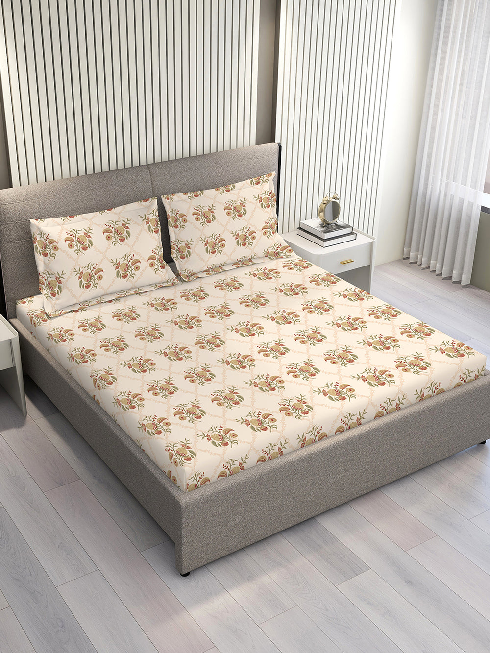 Home Easy 100% Cotton 144 TC Beige Floral 1 King Size Bedsheet with 2 Pillow Covers