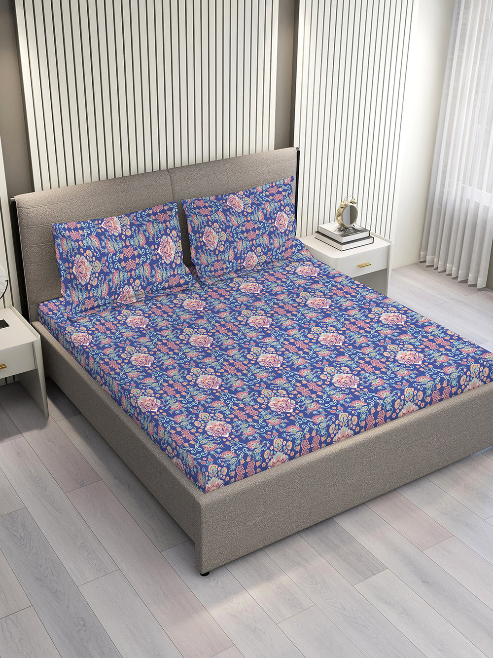 Illuminating Homes 100% Cotton 144 TC Blue Ethnic 1 Double Size Bedsheet with 2 Pillow Covers