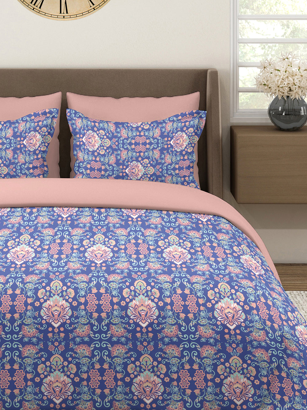 Illuminating Homes 100% Cotton 144 TC Blue Ethnic 1 Double Size Bedsheet with 2 Pillow Covers