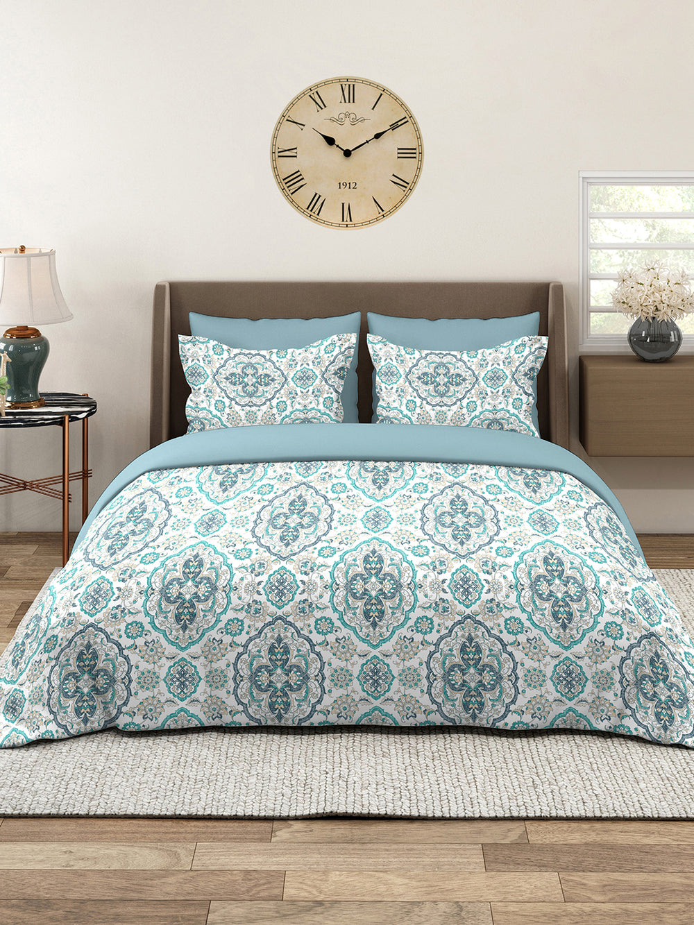 Illuminating Homes 100% Cotton 144 TC Blue Ethnic 1 Double Size Bedsheet with 2 Pillow Covers