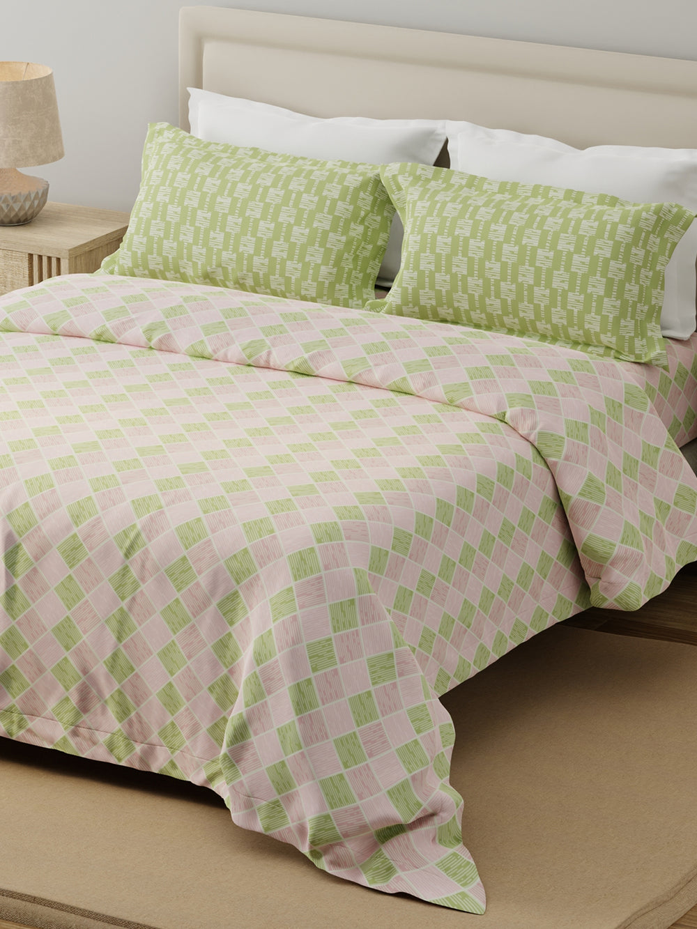 Forever 100% Cotton 120 TC Pink & Green Geometric Double Bedsheet with 2 Pillow Covers