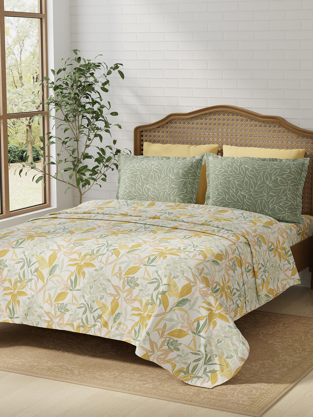 Printed bedsheet with smooth cotton fabric – Layers India