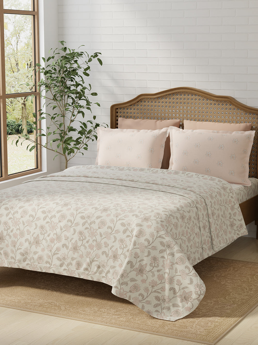 Pure Nest 100% Cotton 180 TC Pink & White Floral King Bedsheet with 2 Pillow Covers