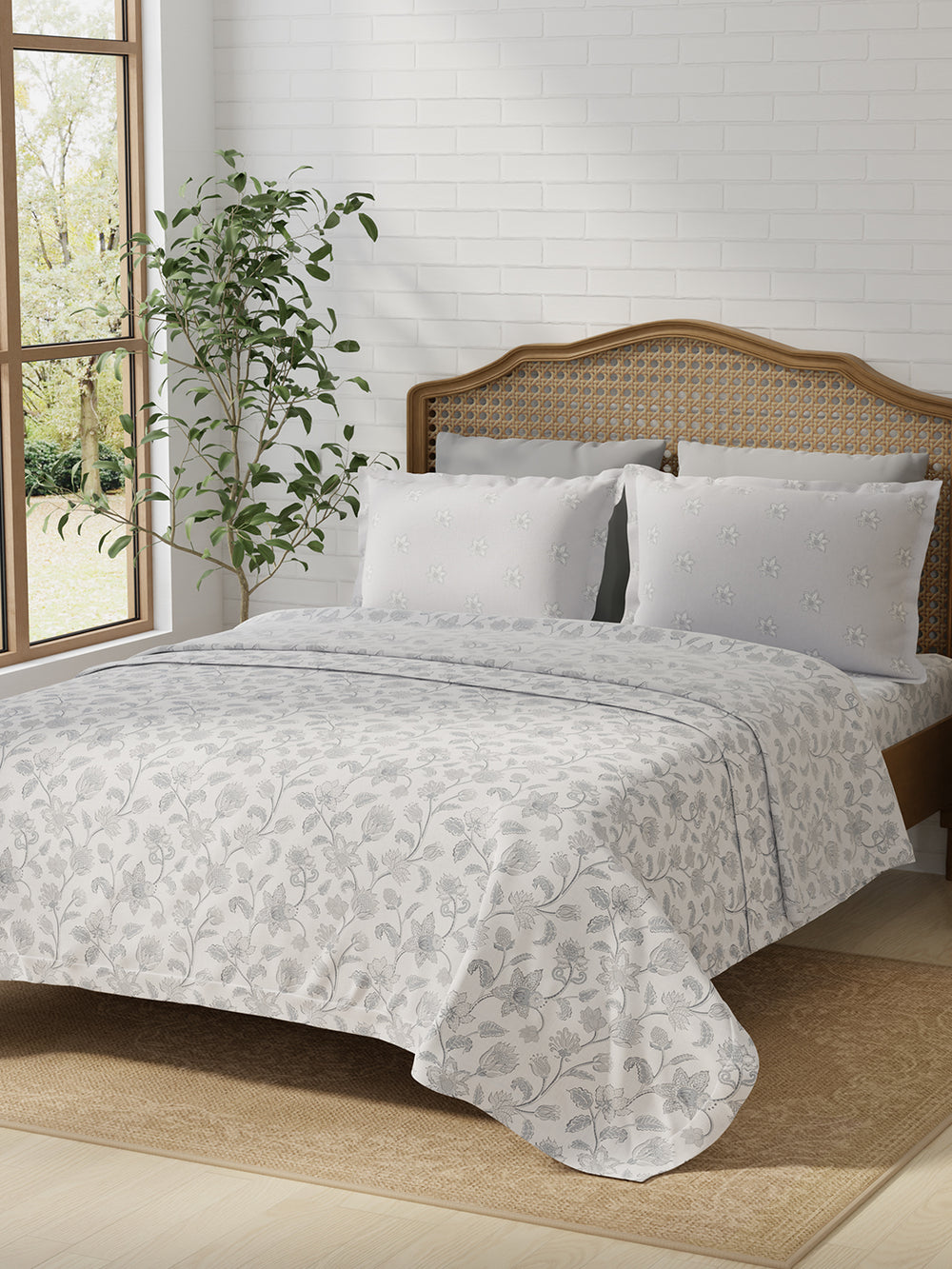 Pure Nest 100% Cotton 180 TC Grey & White Floral King Bedsheet with 2 Pillow Covers