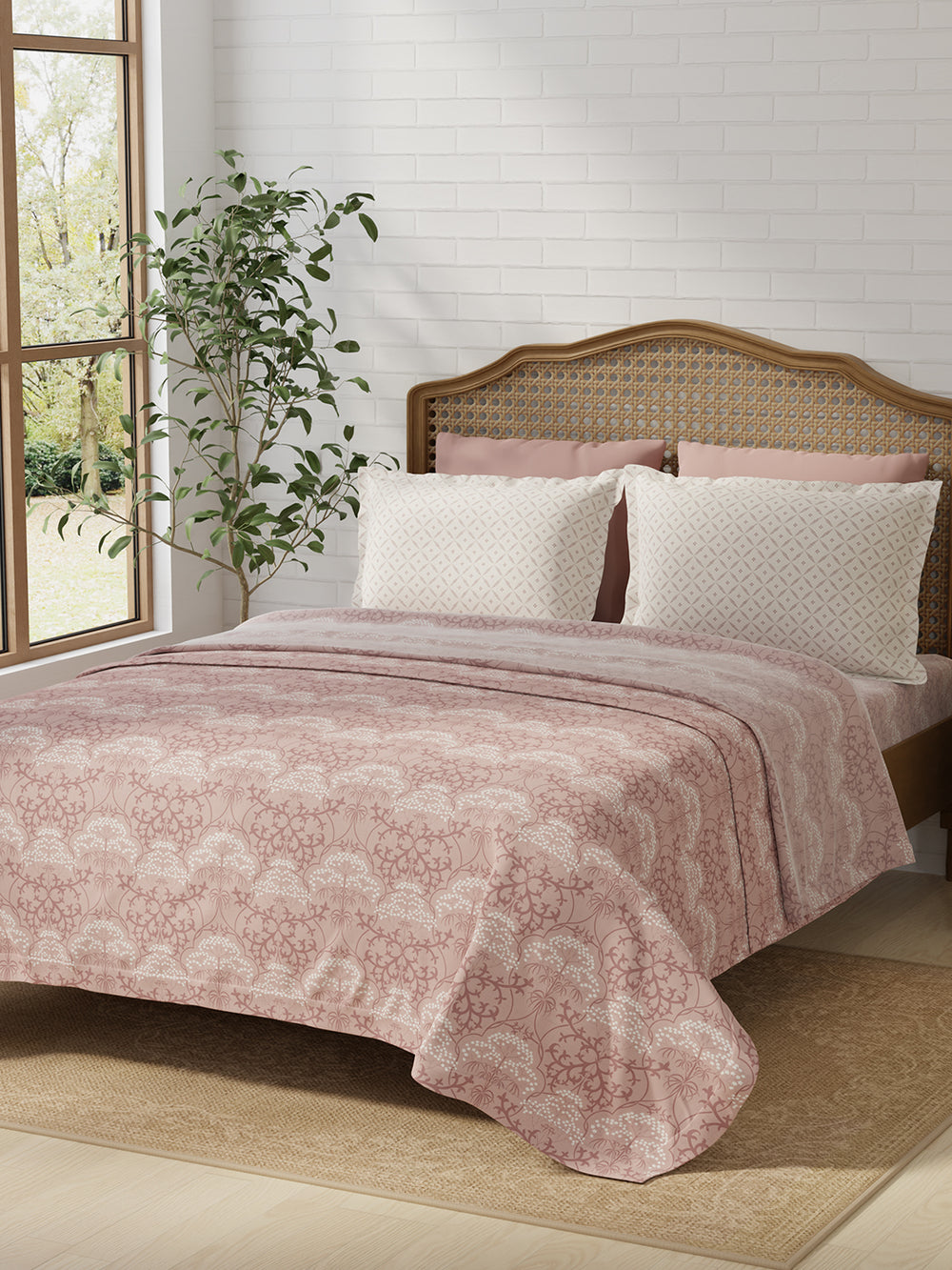 Pure Nest 100% Cotton 180 TC Pink Ethnic Print King Bedsheet with 2 Pillow Covers