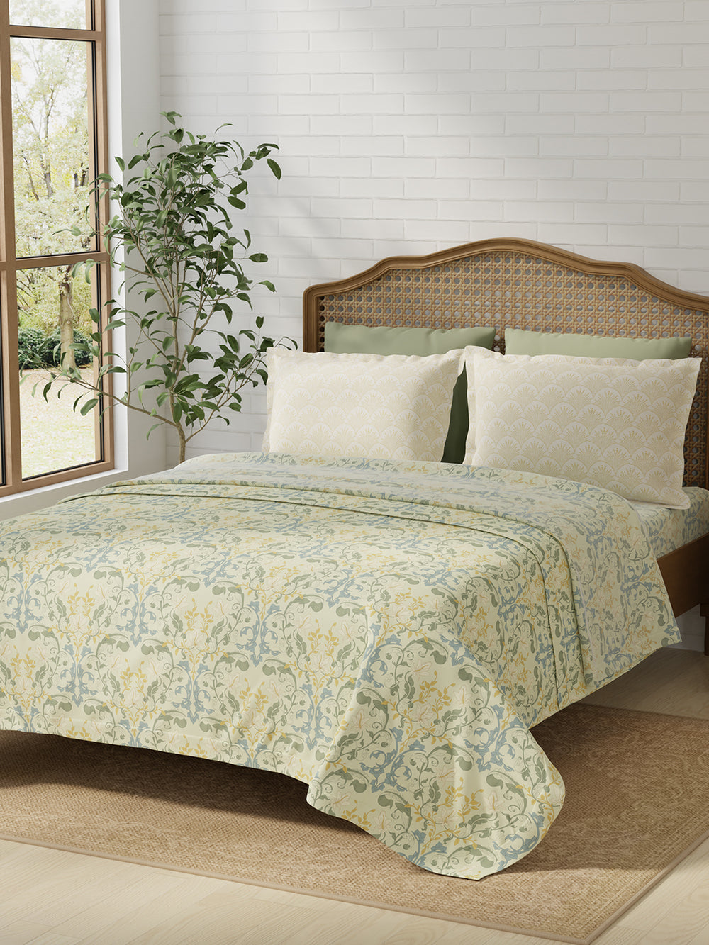 Pure Nest 100% Cotton 180 TC Yellow Floral King Bedsheet with 2 Pillow Covers